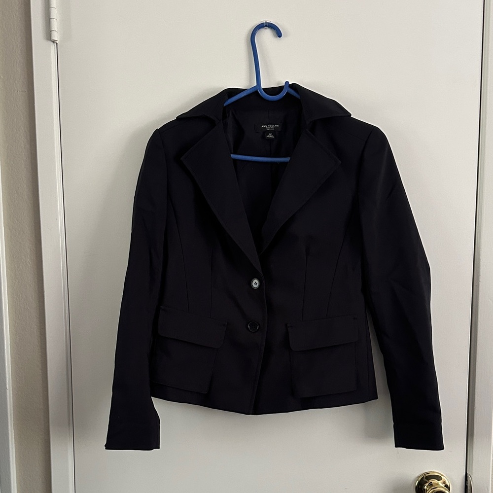 Ann Taylor Women's Elegant Black Blazer